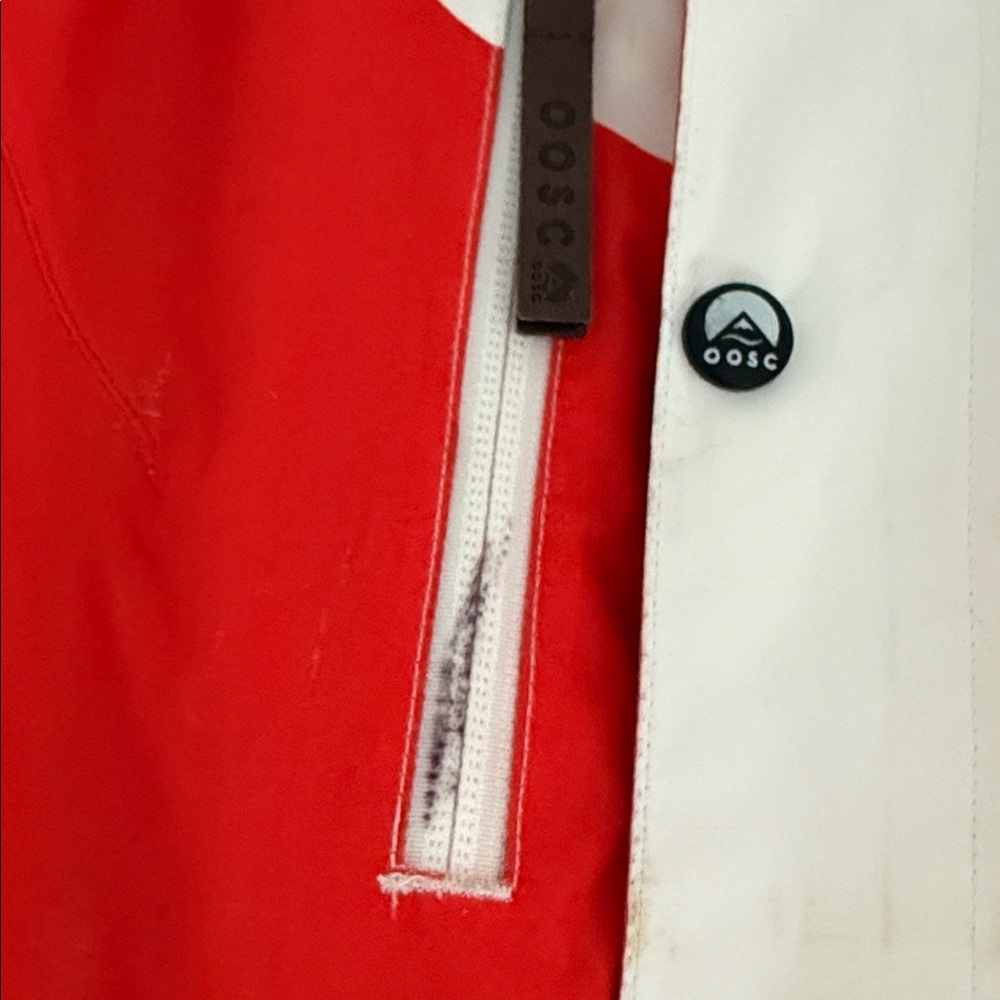 OOSC Stardust Womens All in One Ski Suit, Size
XS | Red and White Retro Ski - Picture 11 of 14